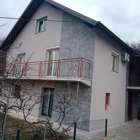 Apartment Nada *